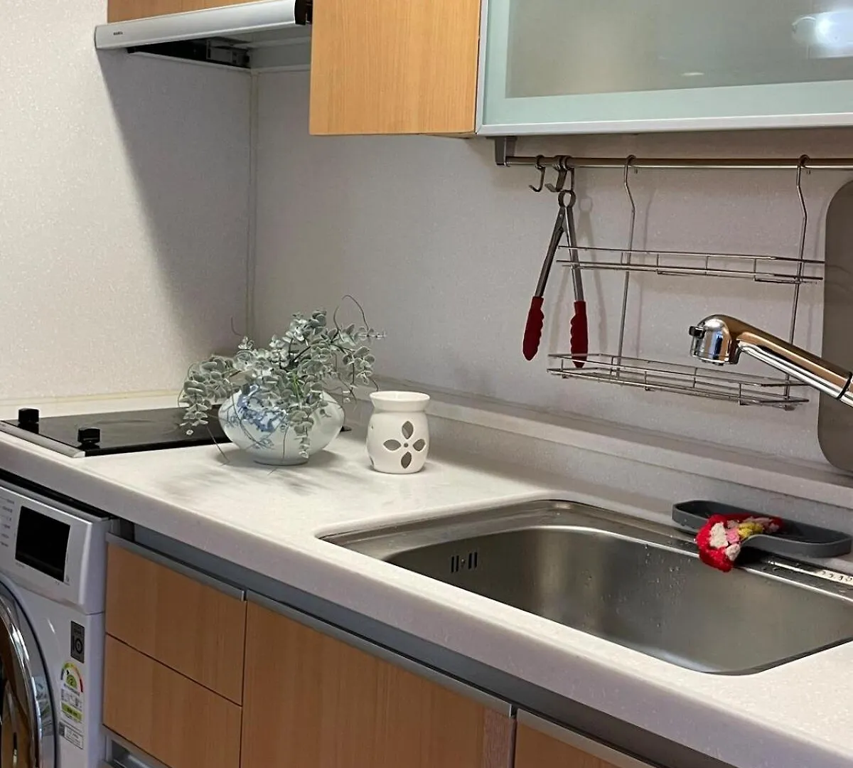 Apartamento Sangsu Station 2Min Seúl 0*,  Corea del Sur